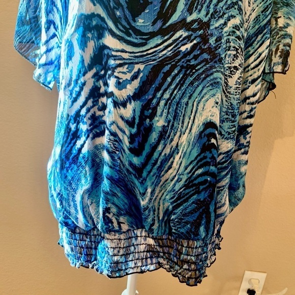 Dress Barn Tunic Top XL 14/16 Blue Black White Animal Print Short Sleeves - Picture 4 of 16